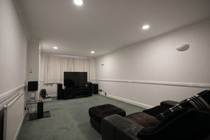 Lounge- click for photo gallery